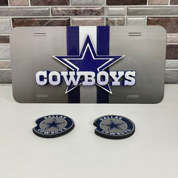 Dallas Cowboy’s License Plate With Cup Holder Inserts - Picture 1 of 3